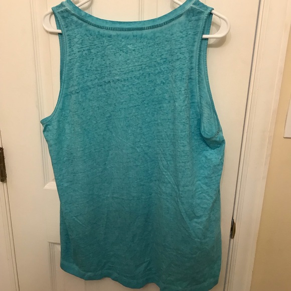 aqua tank top only worn a few times - Picture 2 of 4